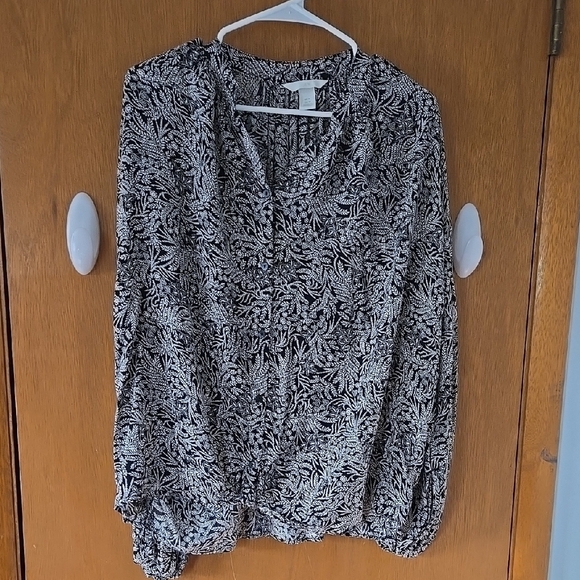H&M, Black and White Patterned Women's Top - Picture 1 of 3
